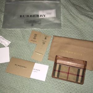 Authentic Burberry Hoffsberry Cardholder
